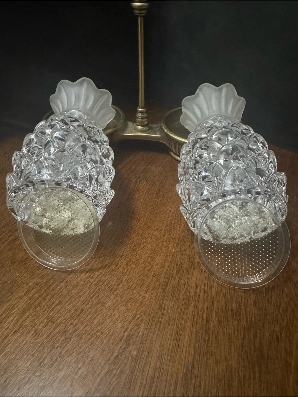 Lenox Clear Cut Glass Pineapple Salt & Pepper Shakers Set w/ Metal Holder Stand